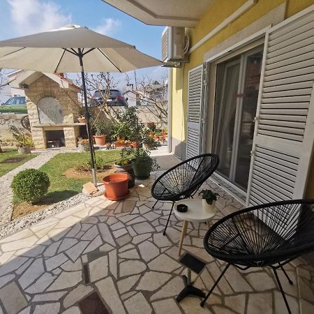 Apartman Kapovic Каштела Екстер'єр фото
