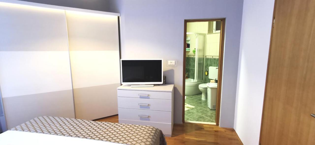 Apartman Kapovic Каштела Екстер'єр фото