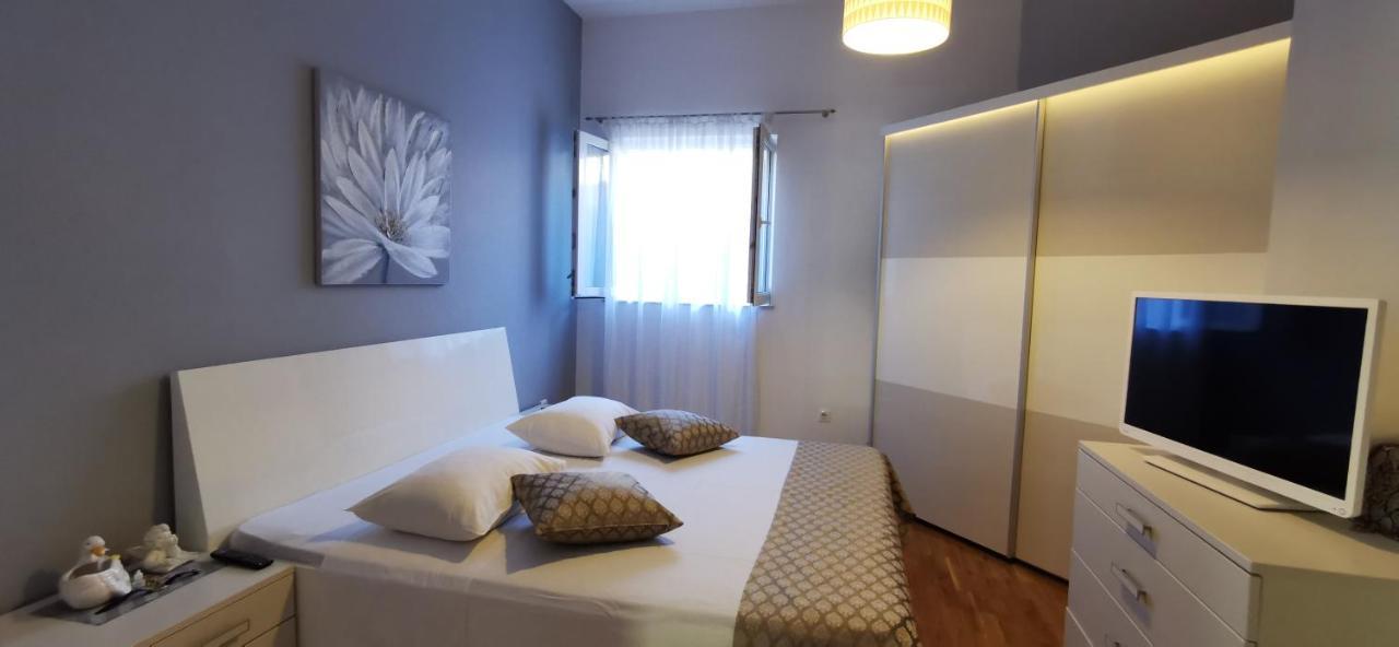 Apartman Kapovic Каштела Екстер'єр фото