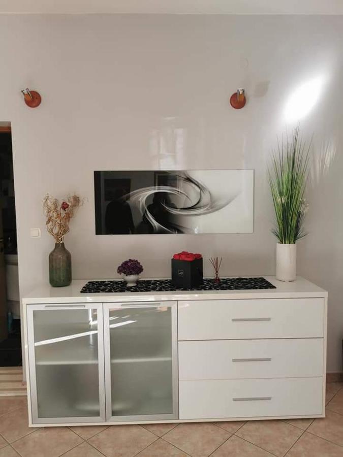 Apartman Kapovic Каштела Екстер'єр фото