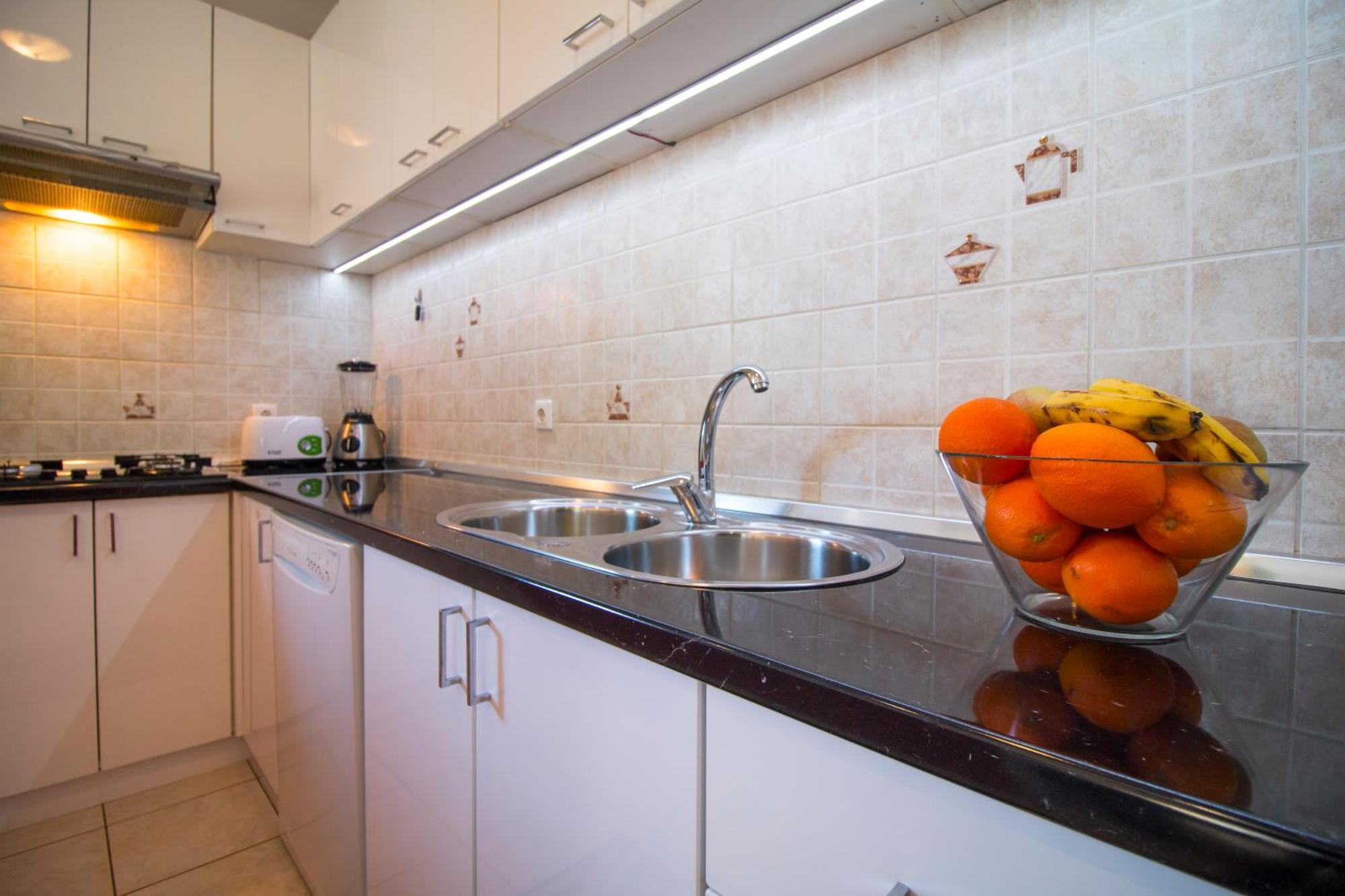 Apartman Kapovic Каштела Екстер'єр фото