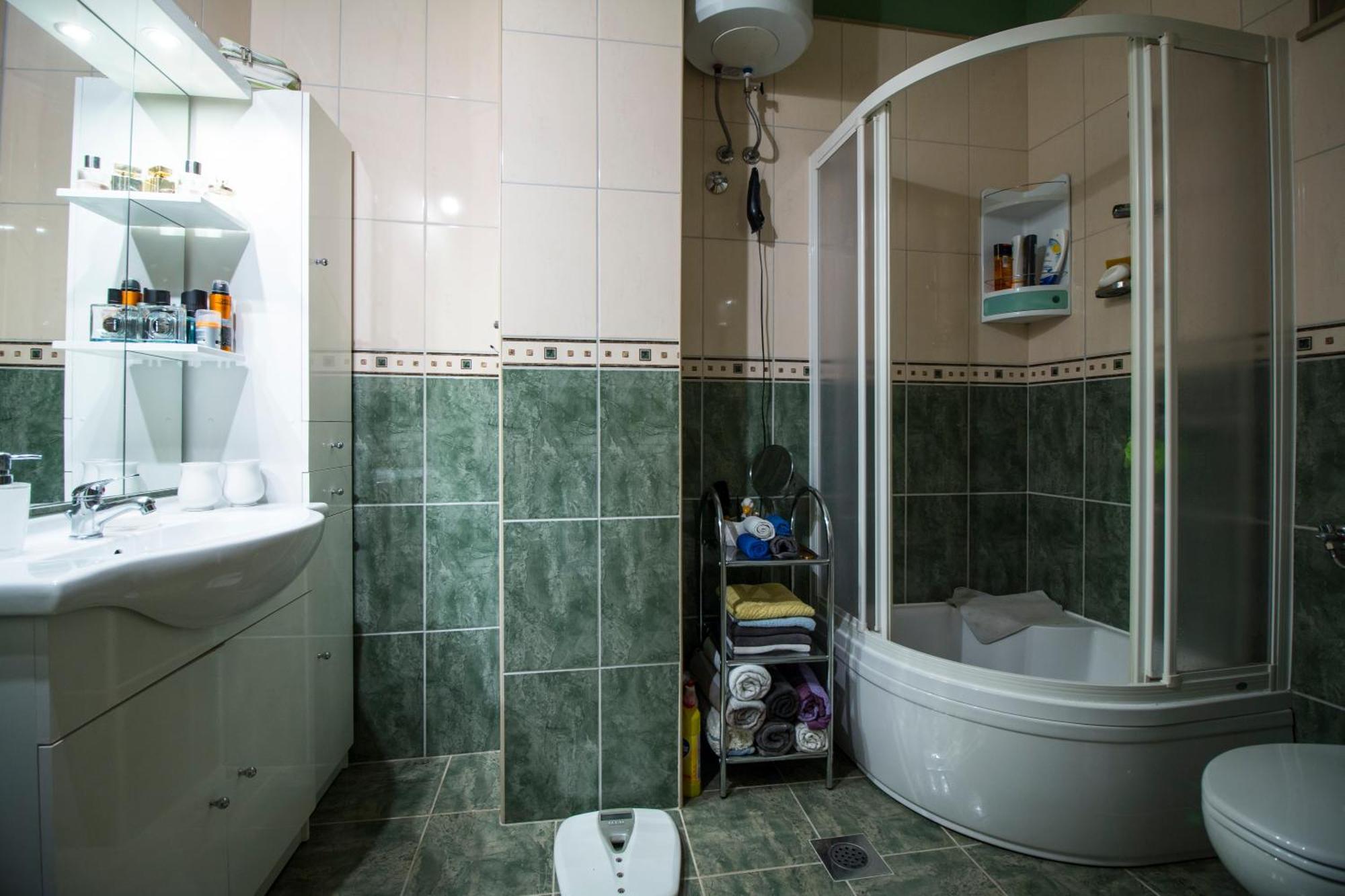Apartman Kapovic Каштела Екстер'єр фото